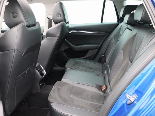 Skoda OCTAVIA Combi 1.5 TSI First Edition/ trekhaak/ compleet!