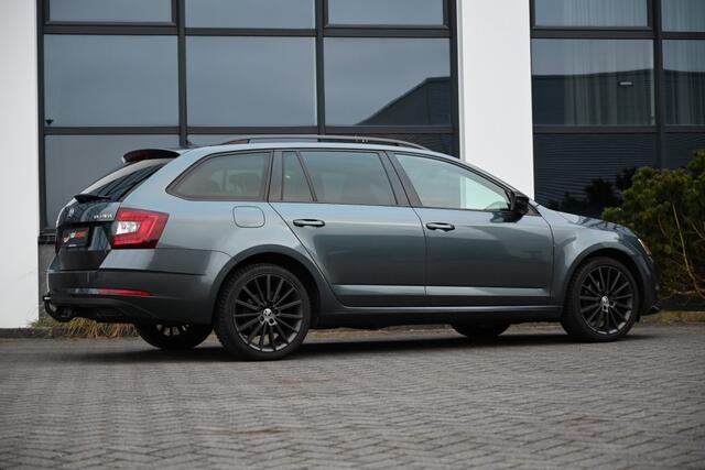 Skoda OCTAVIA Combi 1.5 Sport Business DSG CarPlay Cruise