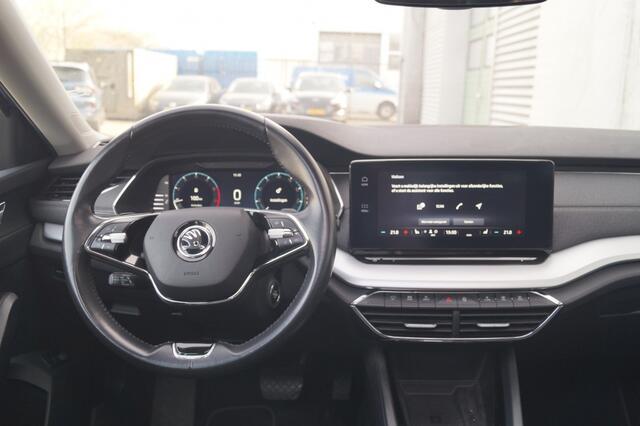 Skoda OCTAVIA Combi 1.0 TSI 110pk DSG Business Edition Plus -PANO-