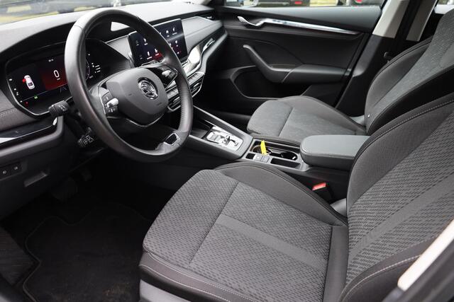 Skoda OCTAVIA 1.0 e-TSI Business Edition Plus STOELVERW. SFEERVERL. CARPLAY CAMERA DIGITAL-DASH ACC DAB LANE-ASSIST 2XPDC 17''LMV