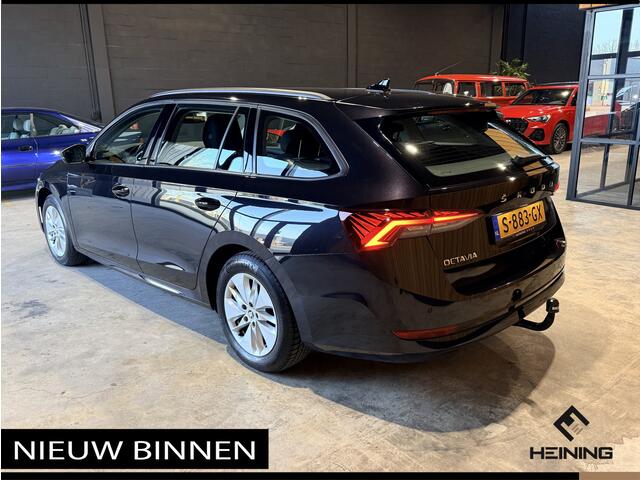 Skoda OCTAVIA Combi 1.0 TSI Business Edition. Navi. Apple-carplay.Trekhaak. Dealer onderhouden met NAP