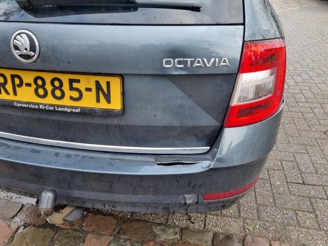 Skoda OCTAVIA Combi 1.6 TDI Grt Amb Bns