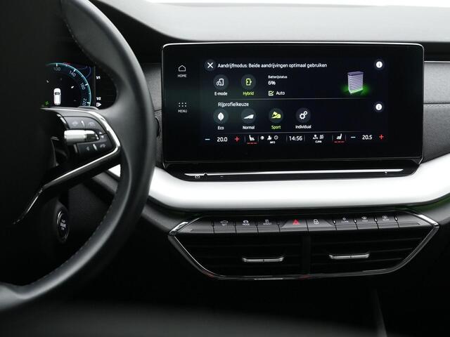 Skoda OCTAVIA Combi 1.4 TSI iV 204 pk PHEV Style | Geheugenstoel | Head-up display | Canton | Stuur-/achterbankverwarming