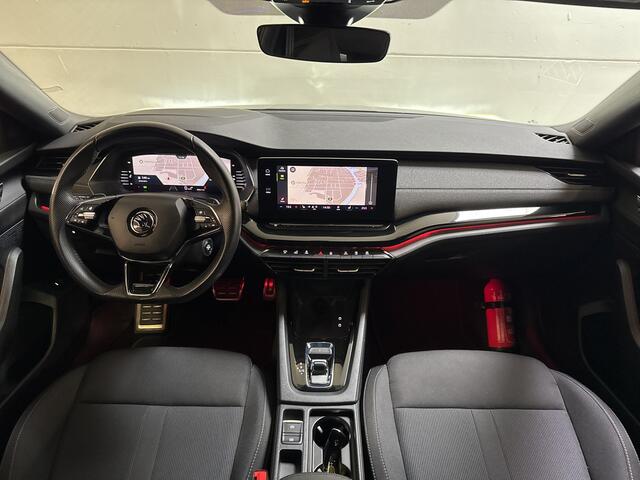 Skoda OCTAVIA Combi 1.5 TSI MHEV 150PK SPORTLINE BUSINESS CAMERA/NAVI/HEAD-UP/SFEERVERL.