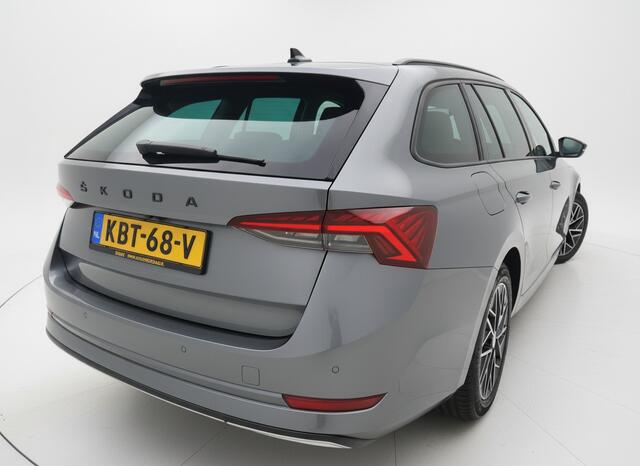 Skoda OCTAVIA Combi 1.5 TSI MHEV 150PK SPORTLINE BUSINESS CAMERA/NAVI/HEAD-UP/SFEERVERL.
