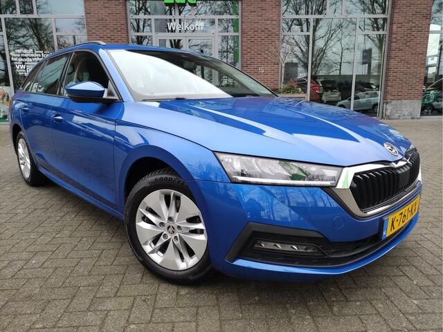 Skoda OCTAVIA Combi 1.0 TSI Business Edition Trekhaak - Getinte ruiten - Dealeronderhouden - NL auto