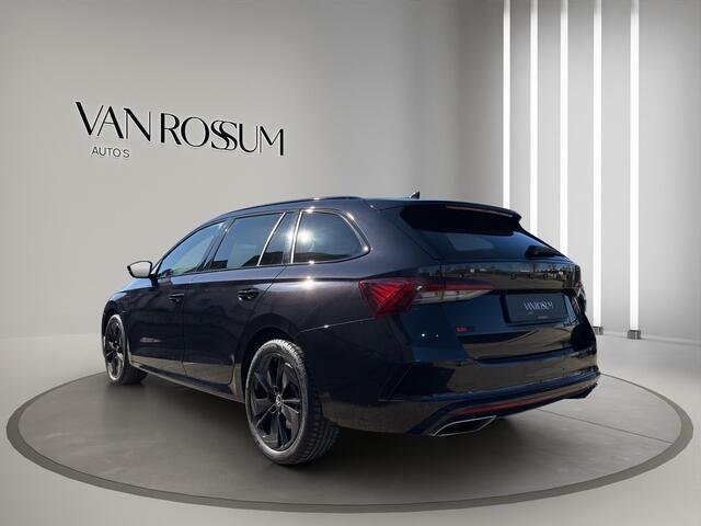 Skoda OCTAVIA Combi 1.4 TSI RS iV PHEV Business | Pano | Head-Up | Led | Stuur verw. | Parksensoren |