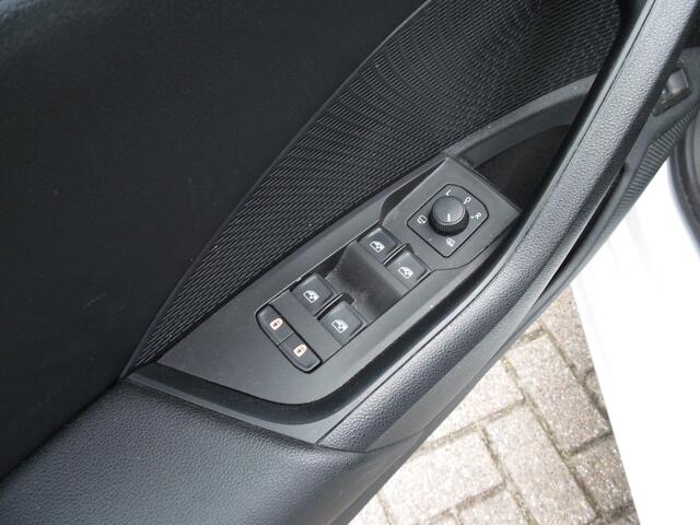 Skoda OCTAVIA Combi 1.0 TSI Business Edition