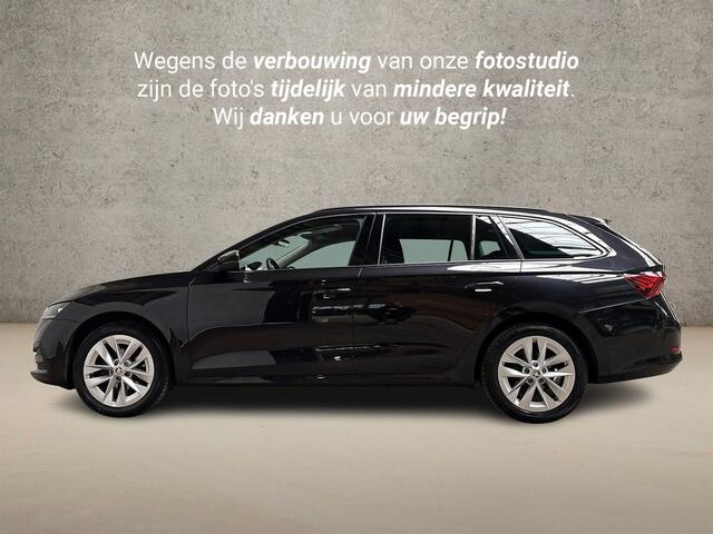 Skoda OCTAVIA Combi 1.0 e-TSI Sport Automaat (VIRTUAL COCKPIT, APPLE CARPLAY, GROOT NAVI, STOELVERWARMING, SPORTSTOELEN, PARKEERSENSOREN, KEYLESS, LM VELGEN, NIEUWE APK, NIEUWSTAAT)
