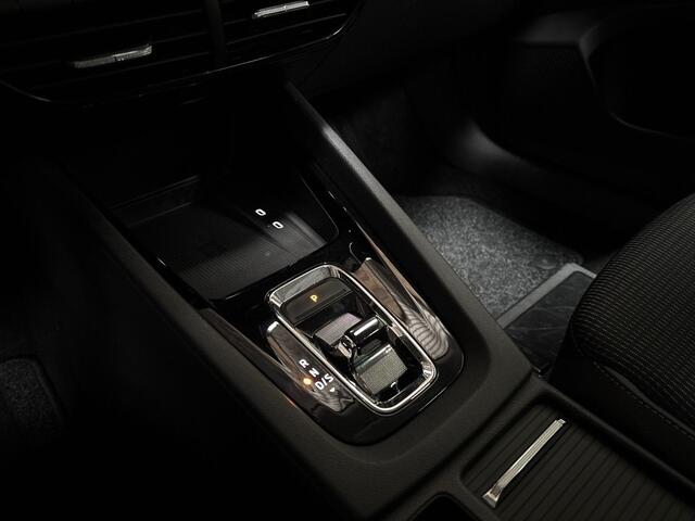 Skoda OCTAVIA Combi 1.0 e-TSI Sport Automaat (VIRTUAL COCKPIT, APPLE CARPLAY, GROOT NAVI, STOELVERWARMING, SPORTSTOELEN, PARKEERSENSOREN, KEYLESS, LM VELGEN, NIEUWE APK, NIEUWSTAAT)