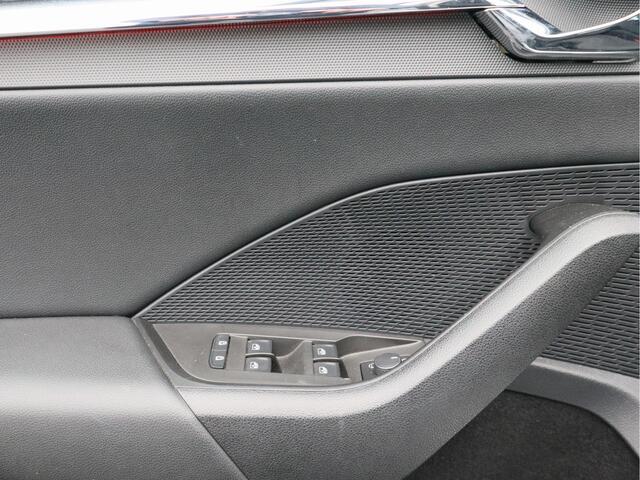 Skoda OCTAVIA Combi 1.0 TSI Business Edition Plus/ compleet!