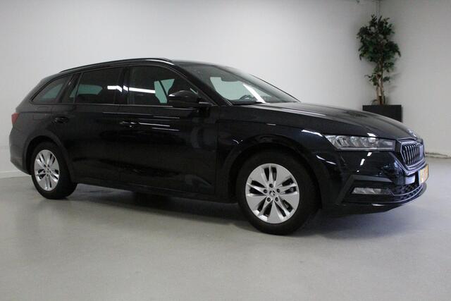 Skoda OCTAVIA Combi 1.0 e-TSI Sport Business | SPORT-INT | CRUISE | WEGKL-TRHAAK | SFEER | CARPLAY | DAB | CLIMA | PDC |