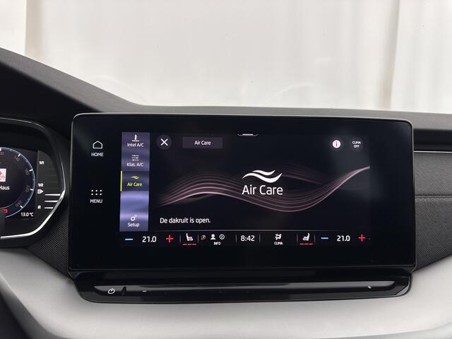 Skoda OCTAVIA Combi 1.0 TSI Style (INCL.BTW) *PANO | FULL-LED | LANE-ASSIST | DIGI-COCKPIT | HEATED-COMFORTSEATS | NAVI-FULLMAP | PRIVACY-GLASS | KEYLESS | DAB | ECC | PDC | CRUISE | TOWBAR | 18''ALU*