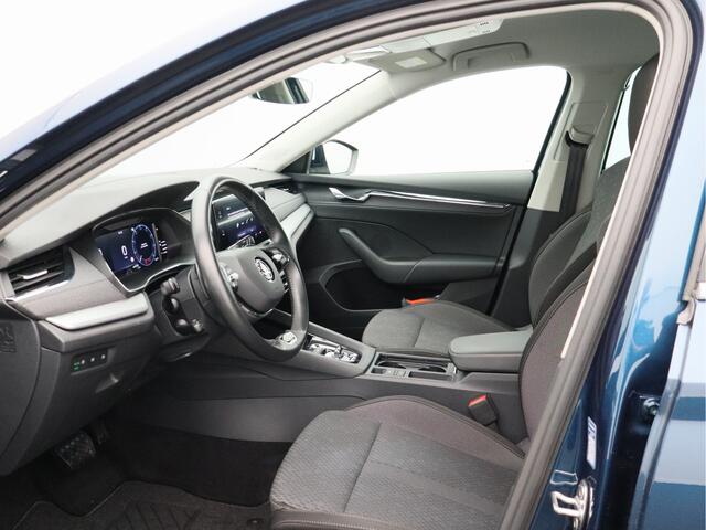 Skoda OCTAVIA Combi 1.5 e-TSI Business Edition Plus/ automaat/ lage km/ compleet!