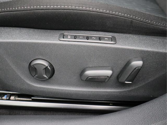 Skoda OCTAVIA Combi 1.5 e-TSI Business Edition Plus/ automaat/ lage km/ compleet!