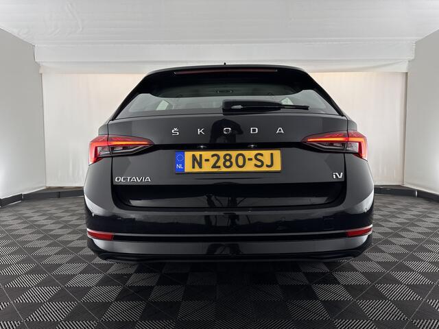 Skoda OCTAVIA Combi 1.4 TSI iV PHEV Business Edition (Plug-in) (INCL.BTW) *FULL-LED | DIGI-COCKPIT | COMFORTSEATS | NAVI-FULLMAP | PRIVACY-GLASS | DAB | SHIFT-PADDLES | ECC | PDC | CRUISE | TOWBAR | 18''ALU*
