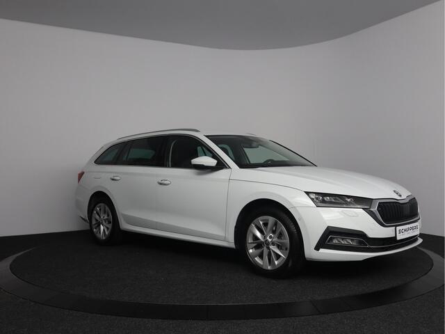 Skoda OCTAVIA Combi 1.4 TSI iV PHEV Style | Head-up display | Stuur en stoel verwarmd |