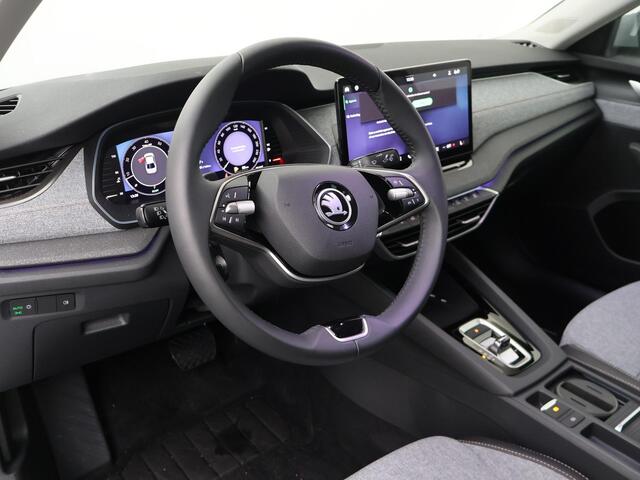 Skoda OCTAVIA Business Edition 1.5 TSI DSG | Automaat | Navigatie | Adaptieve cruise control | Apple Carplay/Android Auto | 17" lichtmetalen velgen |
