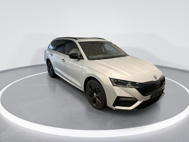 Skoda OCTAVIA Combi 1.4 TSI RS iV PHEV Business · Panoramadak · Camera · Head-Up · Elek.Voorstoelen · Elek. Achterklep · Apple/Android Car Play · Stoel-& Stuurverwarming · 18'' Inch ·