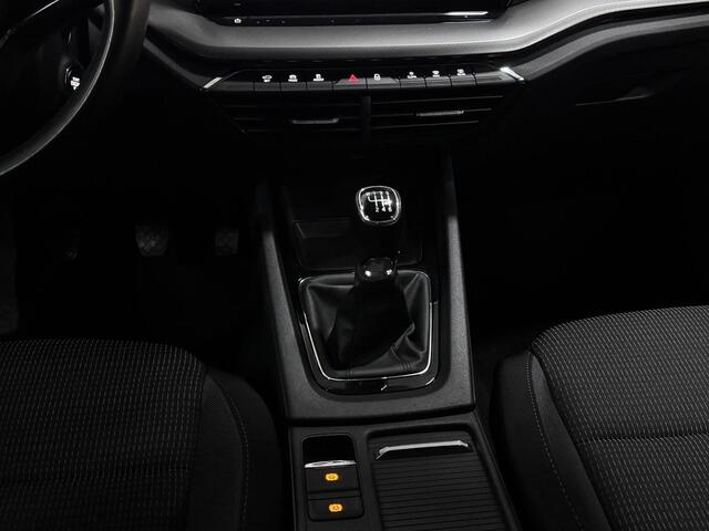 Skoda OCTAVIA 1.0 TSI Business Edition DIGI-DASH CAMERA 2X-PDC