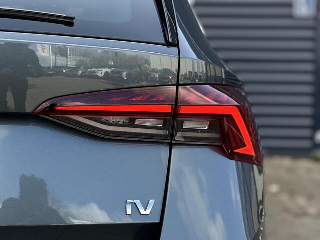 Skoda OCTAVIA Combi 1.4 TSI iV PHEV Business Edition Plus | Adaptive Cruise Control | Stoel-/Stuurverwarming | Elektrische Stoelen met geheugen | Climate Control | Parkeercamera/-sensoren | Apple Carplay/Android Auto | Elektrische kofferbak | Keyless Entry/Start | Full