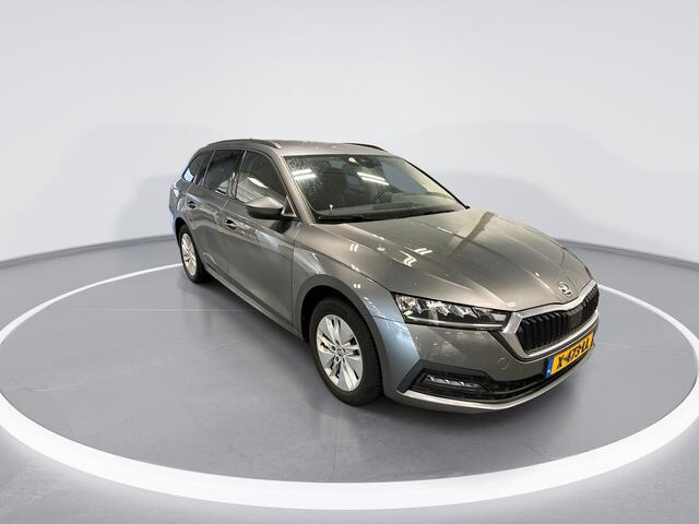 Skoda OCTAVIA Combi 1.0 e-TSI 110pk DSG Business Edition · Apple/Android Car Play · Navigatie · P-Sensoren · Cruise Control · Elek. Achterklep · 16'' Inch · Garantie t/m 01-01-2028 of 100.000km
