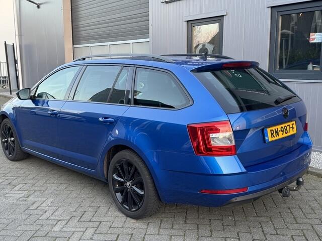 Skoda OCTAVIA Combi Navi Lm 18inch 1.6 TDI Grt Amb Bns