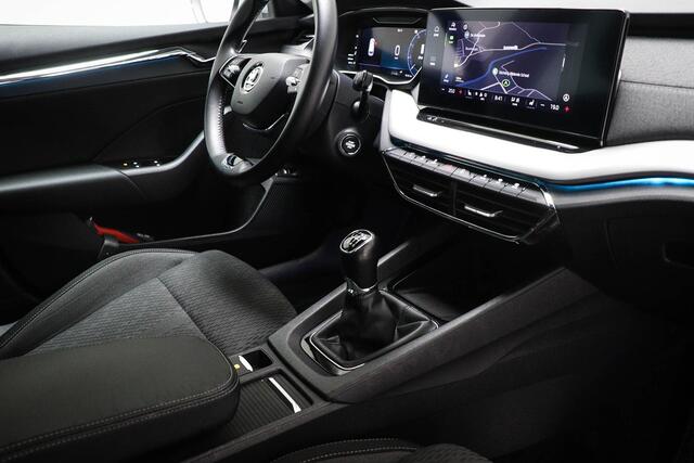 Skoda OCTAVIA Combi 1.0 TSI Business Edition Plus | LED | STOELVERWARMING | DAB | DRAADLOZE LADER | TREKHAAK