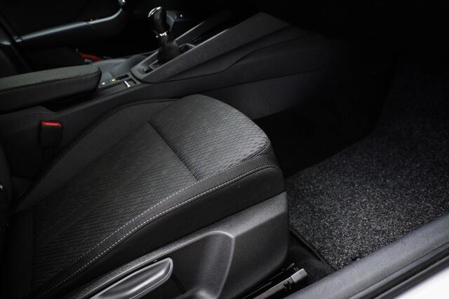 Skoda OCTAVIA Combi 1.0 TSI Business Edition Plus | LED | STOELVERWARMING | DAB | DRAADLOZE LADER | TREKHAAK