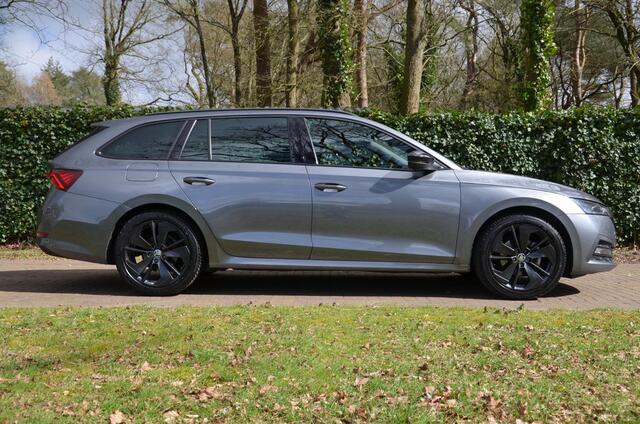 Skoda OCTAVIA Combi 1.0 e-TSI Sport Business Navi/Pdc/Ecc/Trekhaak, wegklapbaar/Cruise control adaptief/Extra getint glas/Sfeerverlichting/Volledig digitaal instrumentenpaneel