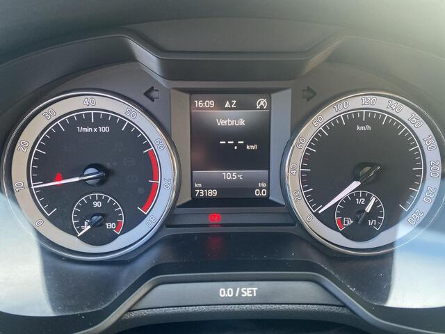 Skoda OCTAVIA Combi 1.0 TSI Greentech Ambition Business | 115Pk | Clima | Pdc |