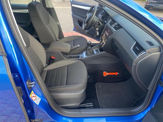 Skoda OCTAVIA Combi 1.0 TSI Greentech Ambition Business | 115Pk | Clima | Pdc |