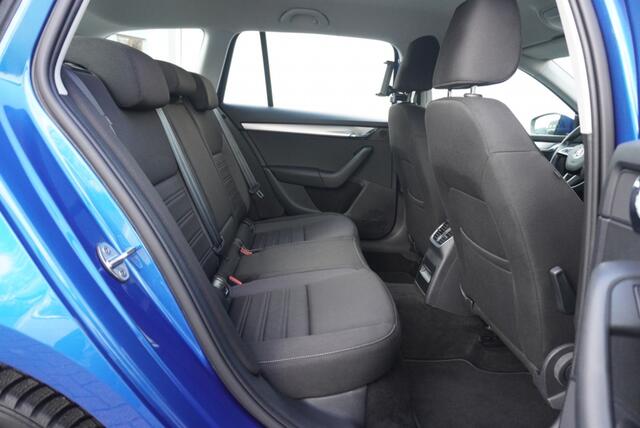 Skoda OCTAVIA Combi 1.5 TSI Greentech Bns 150Pk CarPlay | Cruise | Clima | NAP