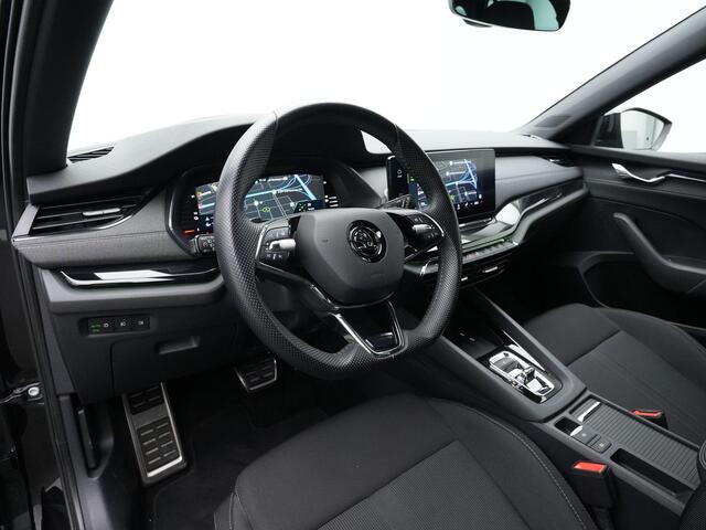 Skoda OCTAVIA Combi 1.4 TSI iV 204 pk PHEV Sportline | Head-up display | Stuur-/achterbankverwarming | Navigatie | Elektrische achterklep