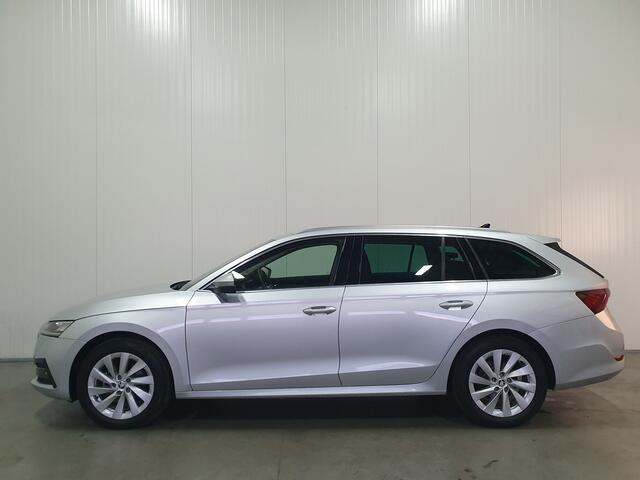 Skoda OCTAVIA Combi 1.0 e-TSI Business Edition NAVI/CARPLAY/LED/LMV/TRHAAK