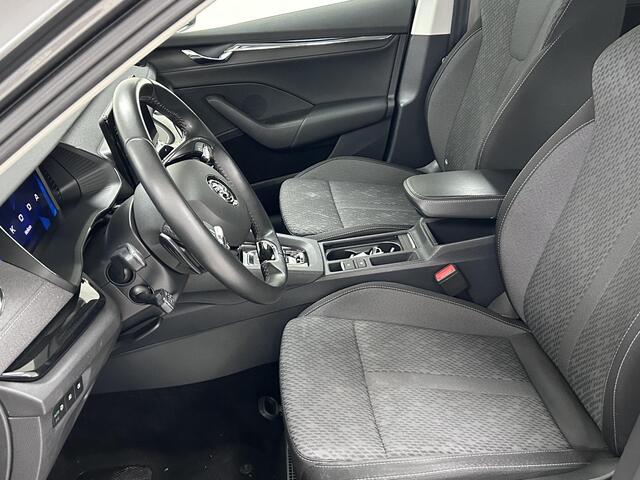 Skoda OCTAVIA Combi 1.5 e-TSI Business Edition Plus NAVIGATIE | PARKEERSENSOREN | VERWARMBARE VOORSTOELEN