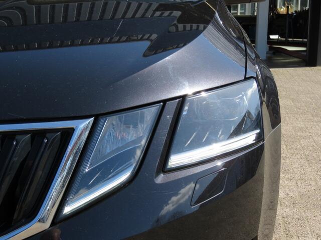 Skoda OCTAVIA 1.0 TSI 115pk DSG-aut. Style / Led / 18 Inch / Navi / Stoelverw. / BOVAG garantie