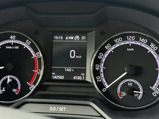 skoda-octavia-combi--camera--appl