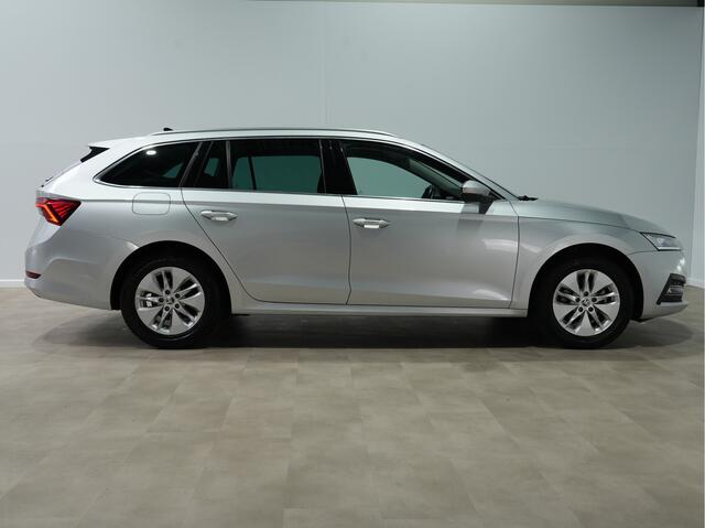 Skoda OCTAVIA Combi 1.0 e-TSI Business Edition | Trekhaak | Navigatie | Android/Carplay | Stoelverw. | Acc 259
