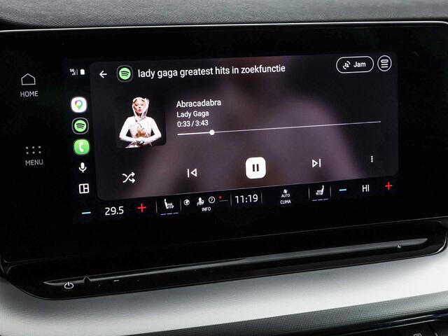 Skoda OCTAVIA Combi 1.0 e-TSI 110pk DSG Business Edition · Apple/Android Car Play · Navigatie · Inklap. Trekhaak · P-Sensoren · 16'' Inch · Garantie t/m 02-01-2028 of 100.000km