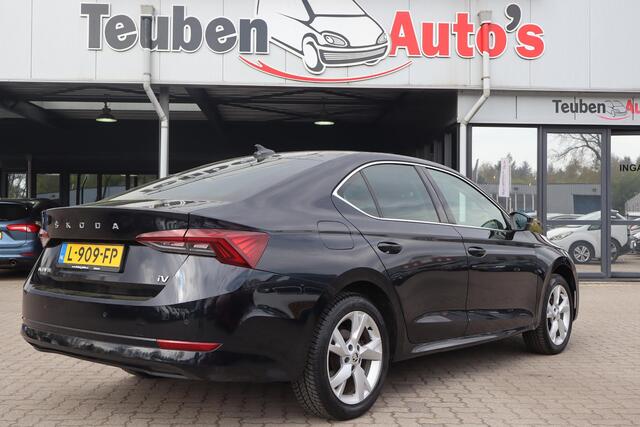 Skoda OCTAVIA 1.4 TSI iV PHEV Business Edition | Trekhaak | Extra getint glas | Stoelverwarming