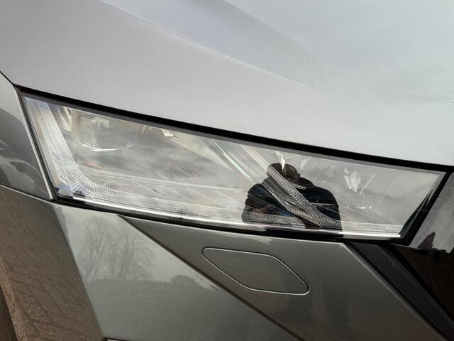 Skoda OCTAVIA Combi 1.4 TSI RS IV 245 PK Pano Virtueel Canton Head Up