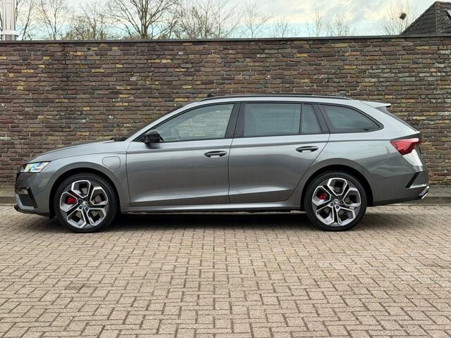 Skoda OCTAVIA Combi 1.4 TSI RS IV 245 PK Pano Virtueel Canton Head Up