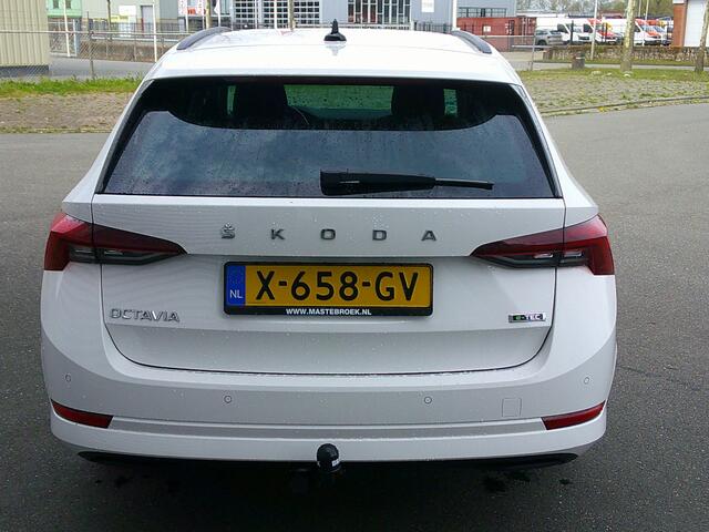 Skoda OCTAVIA Combi 1.0 e-TSI Business Edition Automaat Staat in Hoogeveen