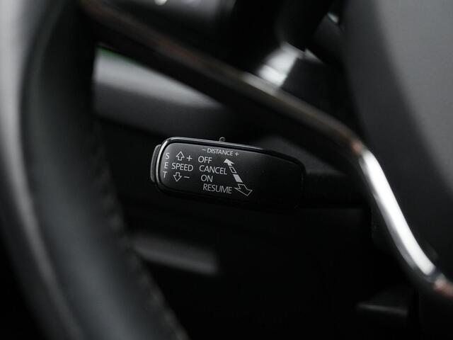 Skoda OCTAVIA 1.0 e-TSI 110 pk DSG Style | Trekhaak | Geheugenstoel | Head-up display | Stuur-/stoelverwarming | Achteruitrijcamera