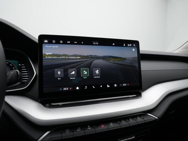 Skoda OCTAVIA Combi 1.5 TSI 115 pk MHEV DSG Selection | Achteruitrijcamera | Adaptive Cruise | Elektrische achterklep | Navigatie