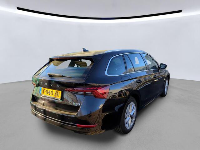 Skoda OCTAVIA Combi 1.0 e-TSI Business Edition Plus / AUTOMAAT/ TREKHAAK/ CRUISE/ DIGITAL DASH/ CLIMA/ STOELVERWARM./ NAVI