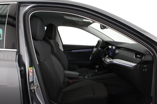 Skoda OCTAVIA Combi 1.0 TSI Ambition > Camera/stoelverwarming/Trekhaak wegklapbaar...