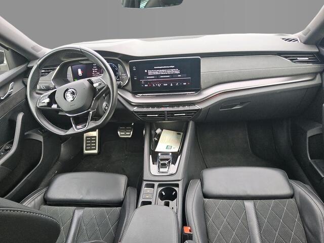 Skoda OCTAVIA Combi 1.4 TSI RS iV 245pk PHEV Business / Panoramadak / Trekhaak / Head Up / Memory / Wordt Verwacht