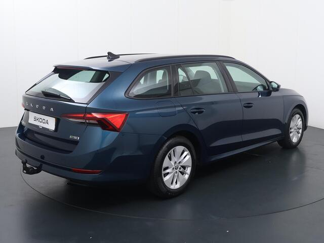 Skoda OCTAVIA Combi 1.0 e-TSI Ambition | 110 PK | Automaat | Trekhaak wegklapbaar | Navigatiesysteem |